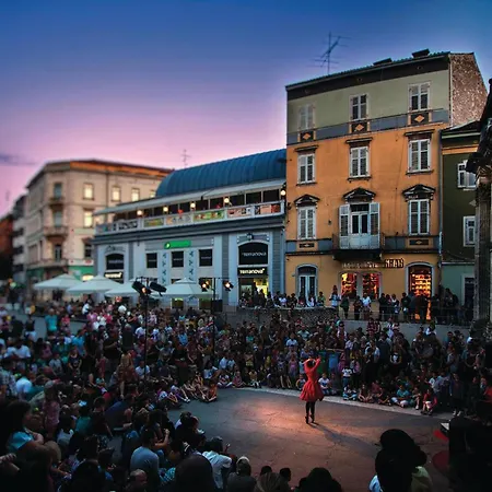 2 Bedroom Lovely In Feriehus *