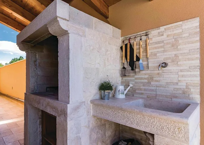 2 Bedroom Lovely In Casa de Férias *