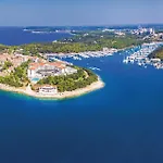 Gorgeous Home In Pula Holiday home