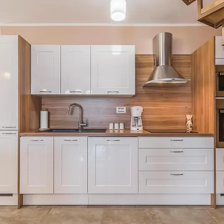 2 Bedroom Lovely In Pula