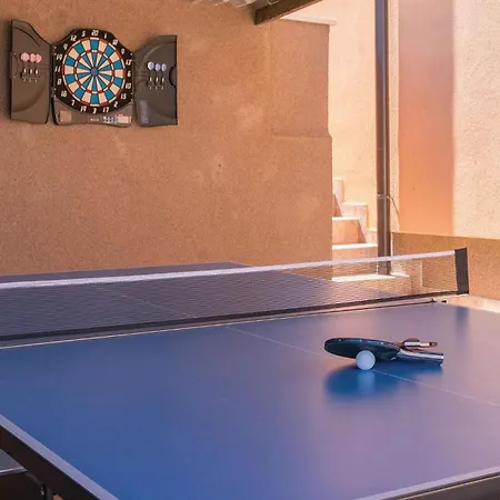 Prázdninový dům 2 Bedroom Lovely In Pula