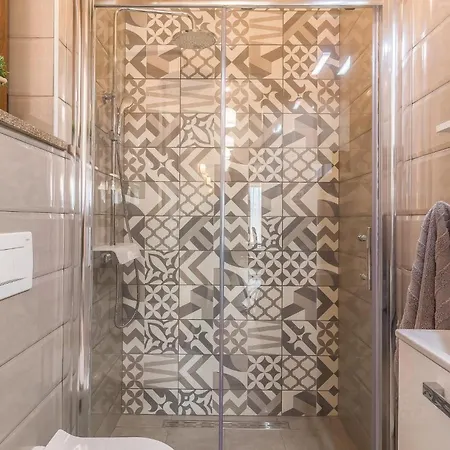 Prázdninový dům 2 Bedroom Lovely In