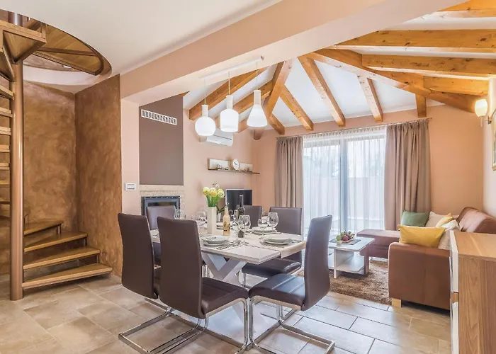 2 Bedroom Lovely In * Pula