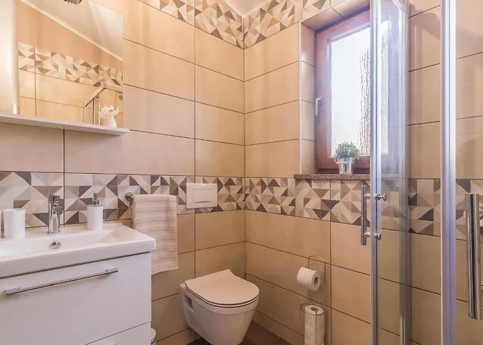 2 Bedroom Lovely In * Pula