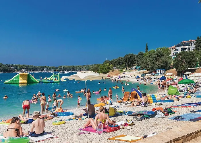 Vakantiehuis 2 Bedroom Lovely In